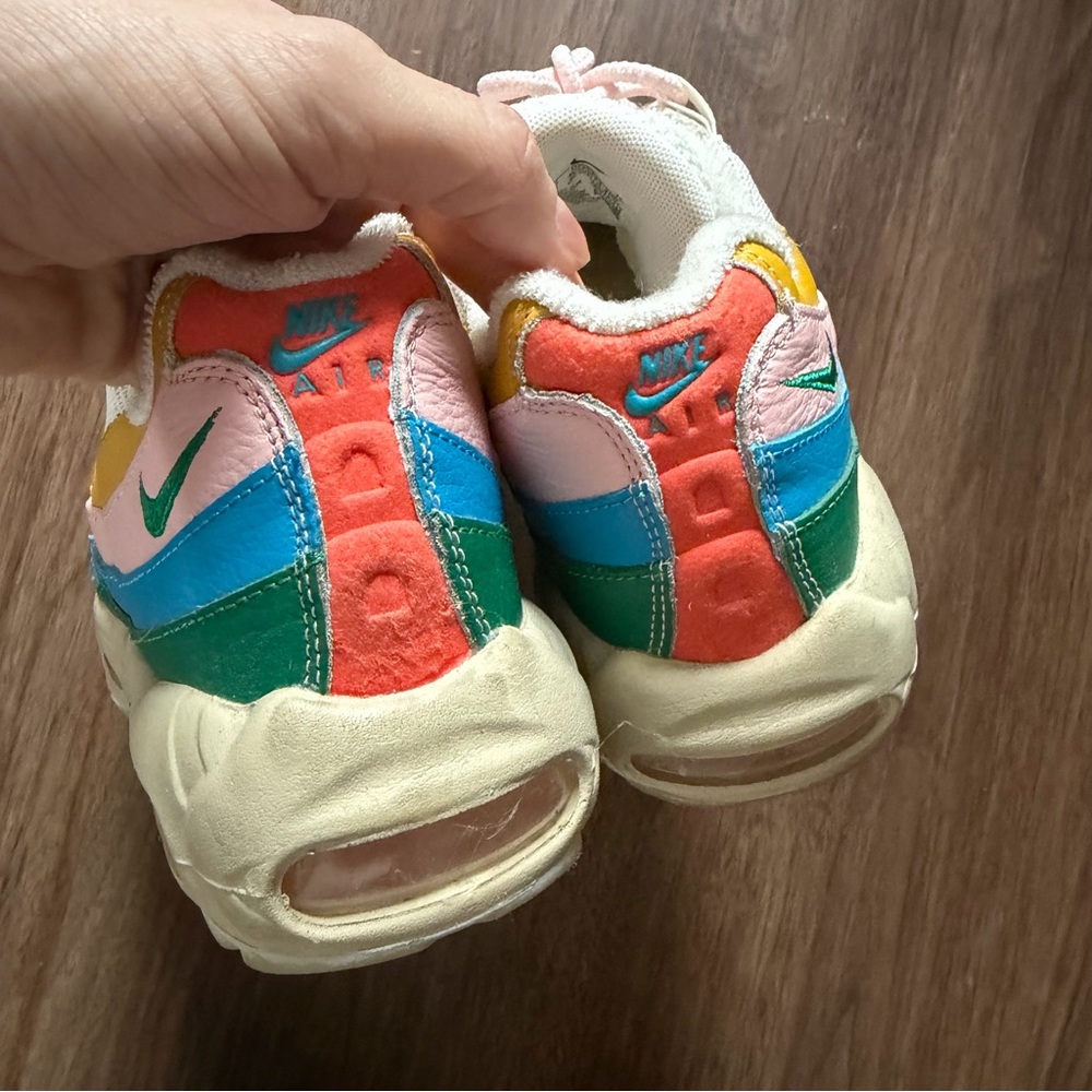 Nike Air Max 95 Rise Unity - Picture 3 of 5